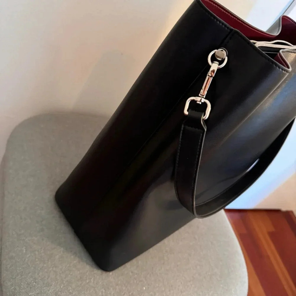 LAWFULL LONDON Iris black leather laptop work bag - Picture 11 of 12